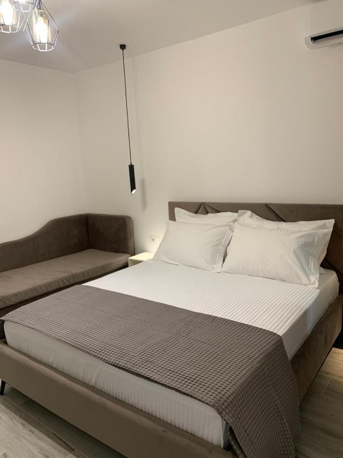 Kekezis Apartments ซารานเดอ ภายนอก รูปภาพ