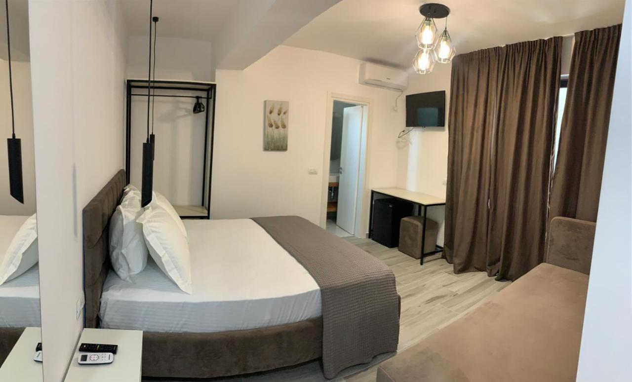 Kekezis Apartments ซารานเดอ ภายนอก รูปภาพ
